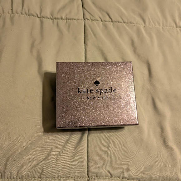 Kate Spade Silver Glitter Card Case - Picture 2 of 7